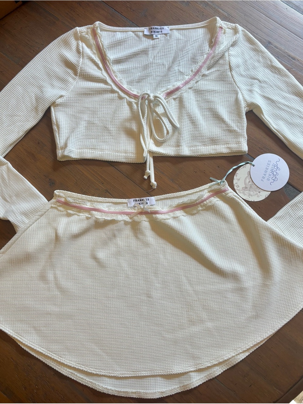 NWT Frankie’s bikinis x Gigi HADID white waffle cardigan and skirt set